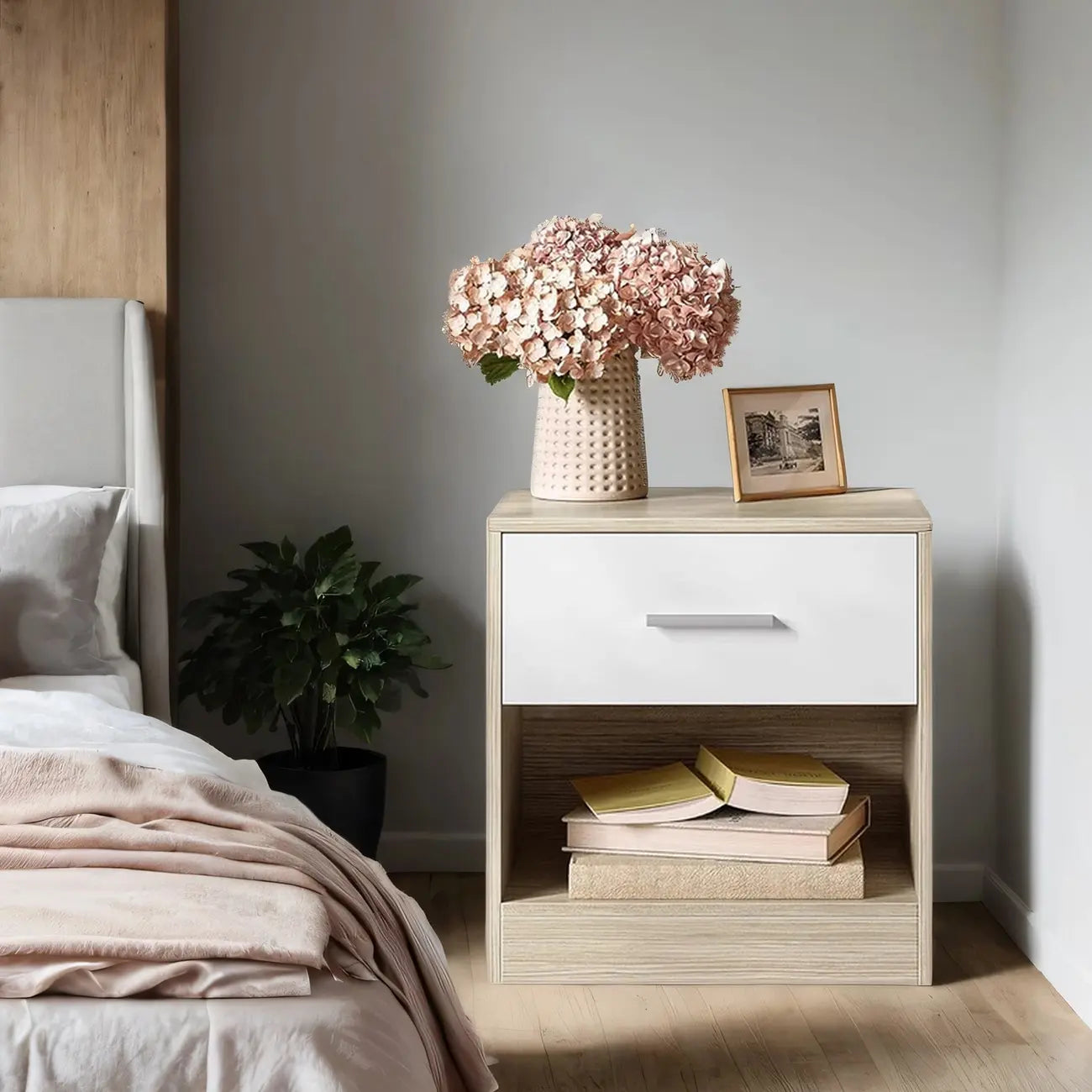 Table de chevet moderne bois clair